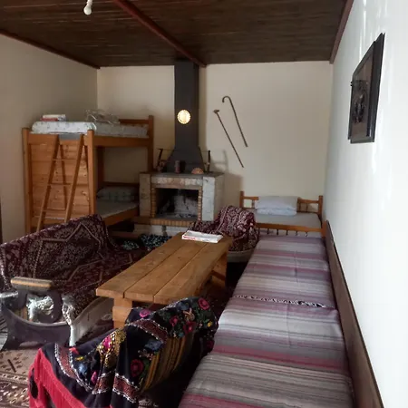 Manganiari Springs Retreat Apartment Dhipótama